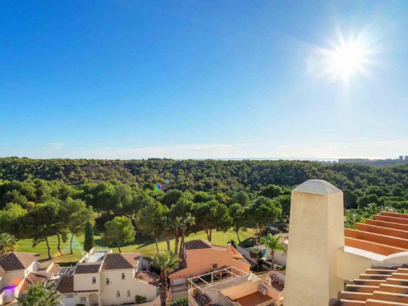 Pārdod duplex penthouse Las Ramblas Golf, Orihuela Costa