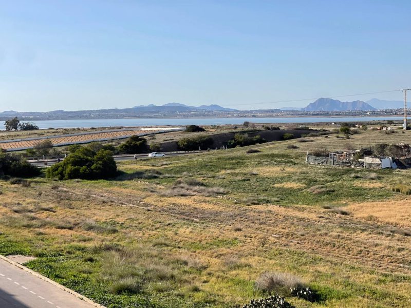 Lēts dzīvoklis pārdošanai La Mata, Torrevieha, Spānijā