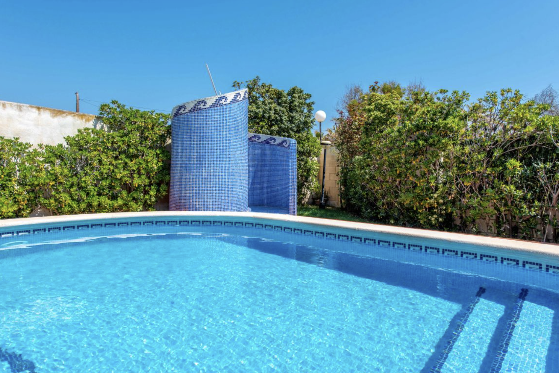 Pārdod luksusa villu Molino Blanco urbanizācijā, Playa de la Mata, Torrevieja